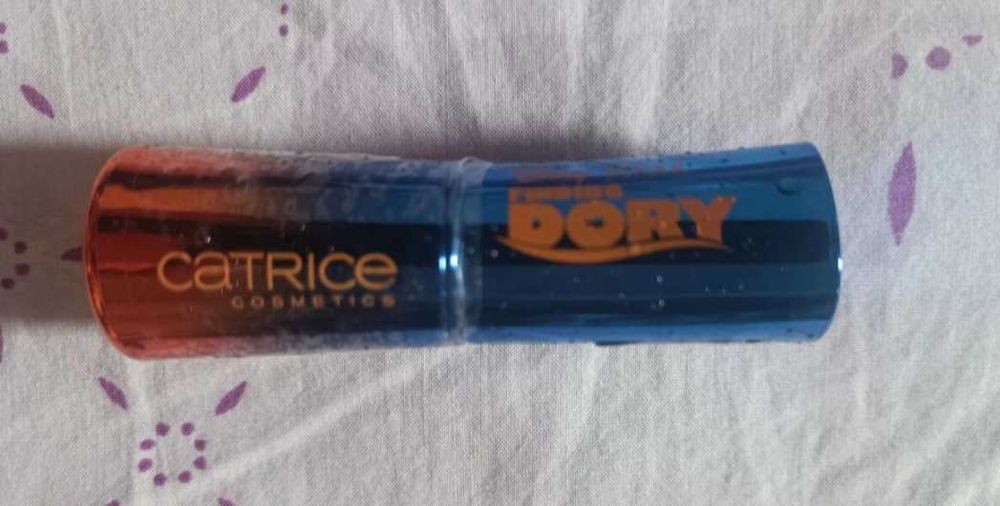 Гланцове за устни avon, Oriflame, essence, catrice
