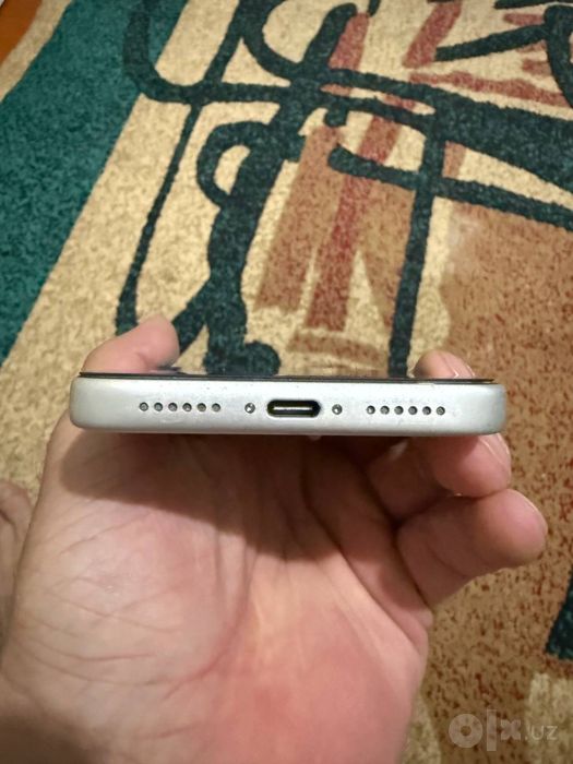 Iphone 17 pro max 256 silver sim+esim енги бир ойли телефон