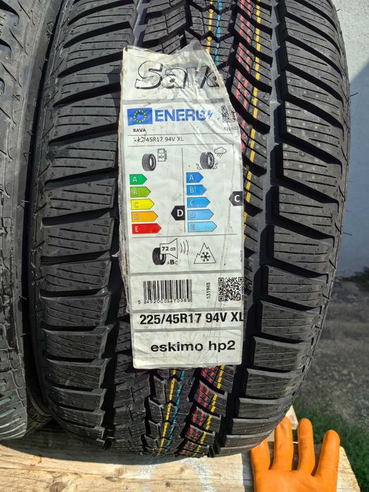 225/45/17 Сава ДОТ 2022 г - Чисто нови !