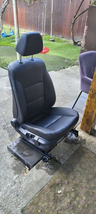 Set Scaune Față BMW Seria 5 E60 / E61 – Piele Neagră (Semi-Electrice)