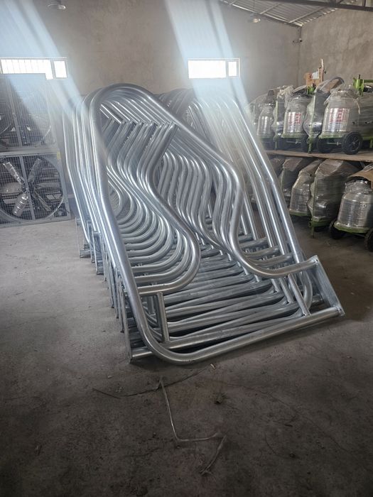 Столовые разделители для коров (лежанки)