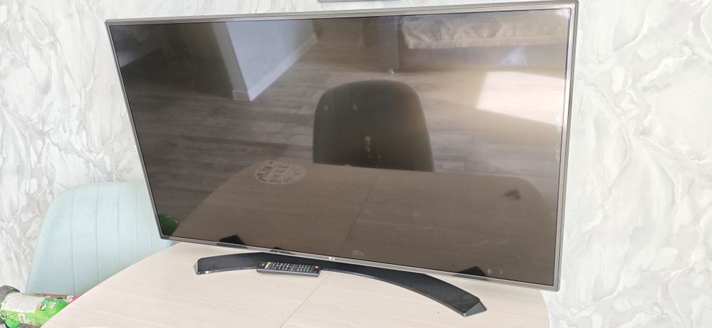 Продам телевизор