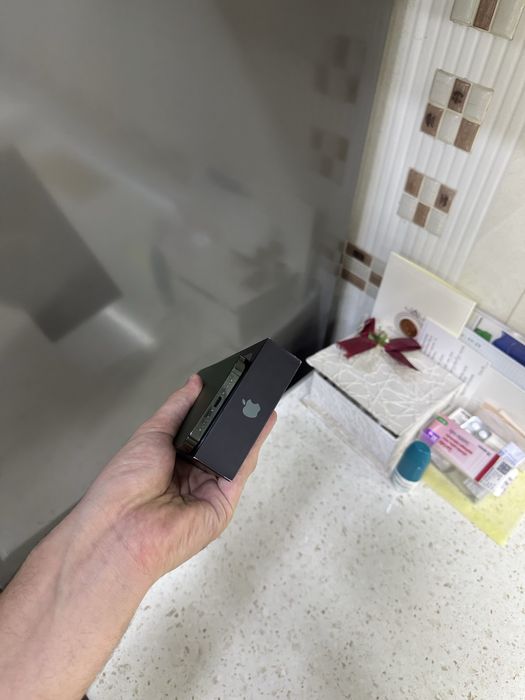 Iphone 13  pro 128гб, 77%