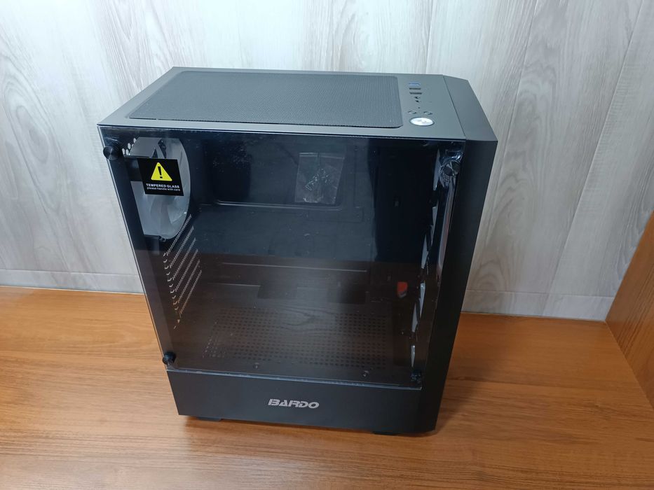 Продам новый кейс для компьютера.