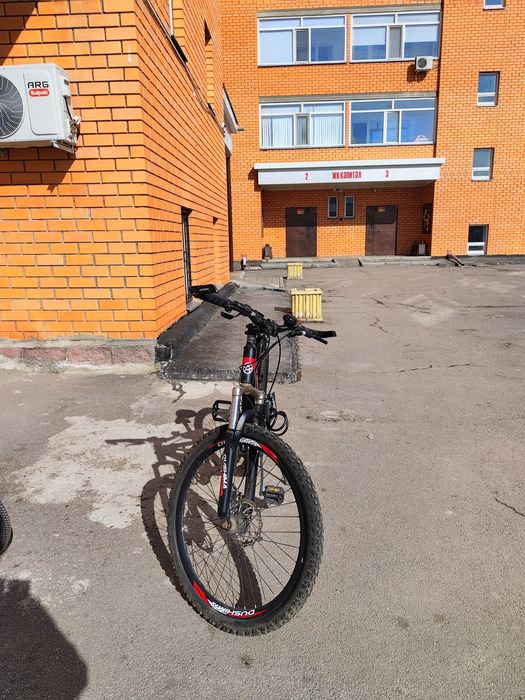 Велосипед фирмы DUSHIMA