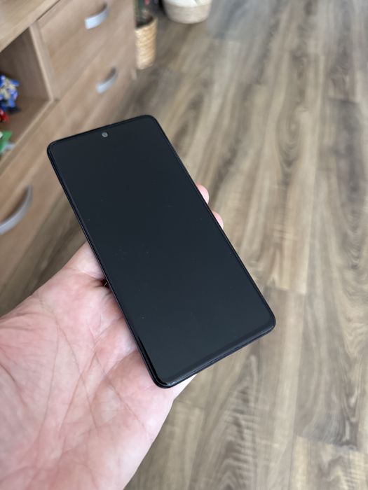 Samsung Galaxy A51, memorie 128GB, 4GB RAM, Android 13, frumos