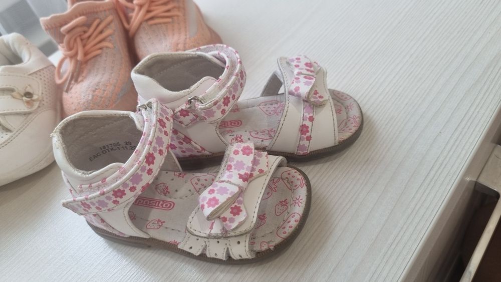 Весенне-летняя обувь на девочку