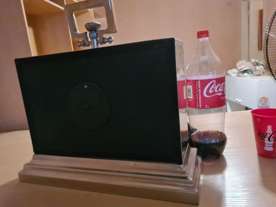 Продам часы настольные