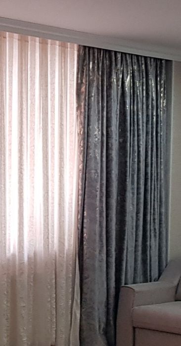 Продам штору велюровую новинка