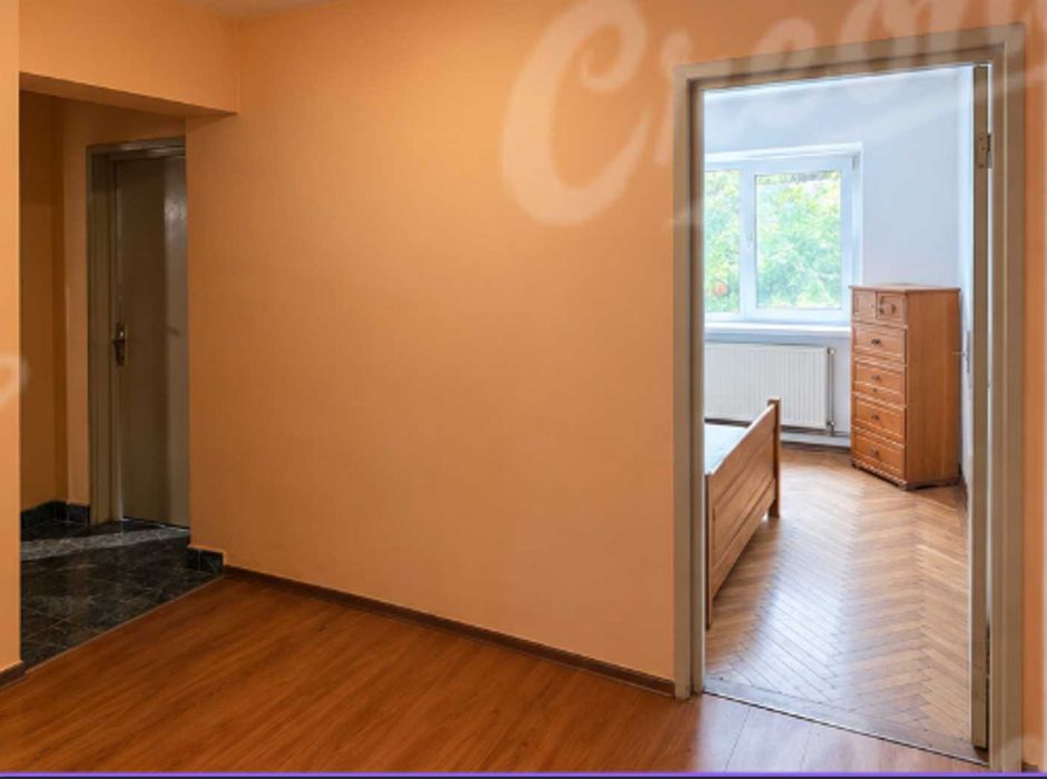 Apartament 3 camere Central | Etaj 1/4 | 65,8 mp | 2 balcoane | Direct Proprietar