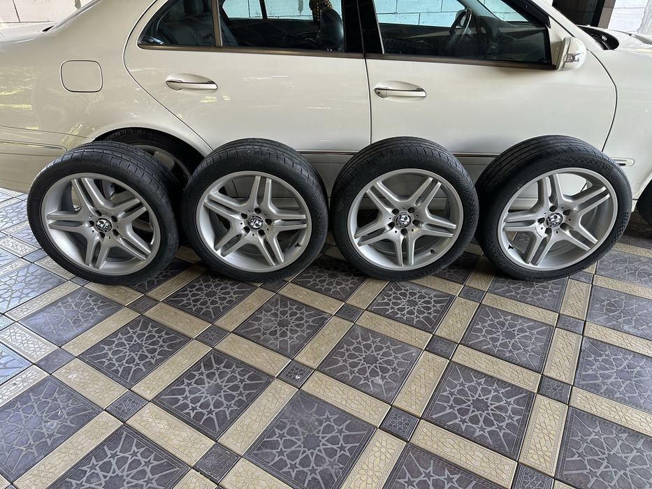 Продам диски с резиной