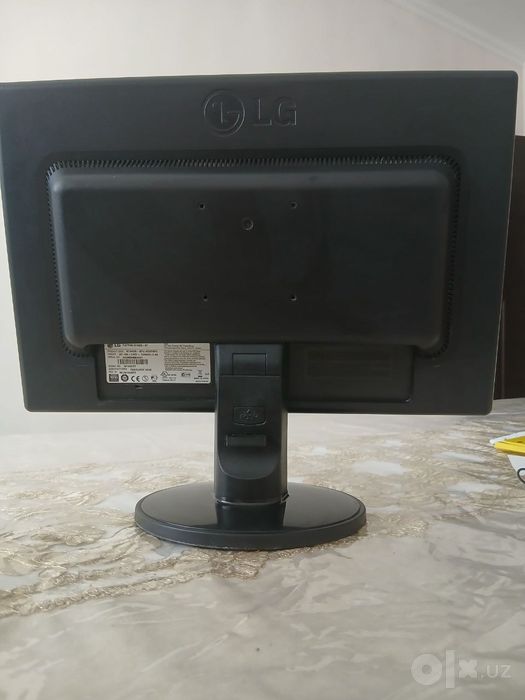 Kompyuter jamlanmasi sotiladi (i3-10100 / 4GB RAM / 1TB HDD / Monitor)