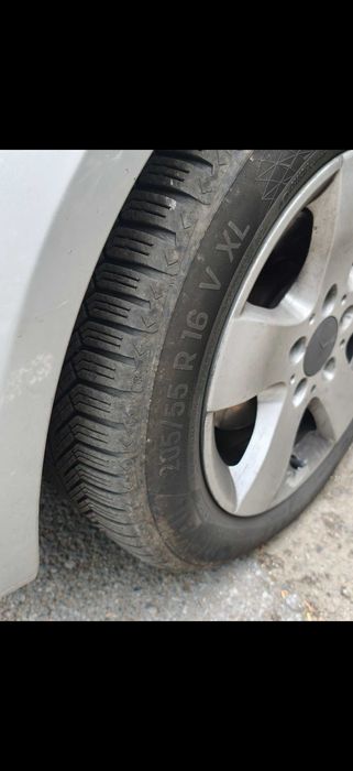 Автомобил за продажба