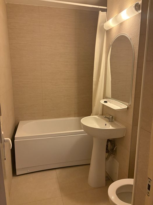 Inchiriez apartament 2 camere zona cetate