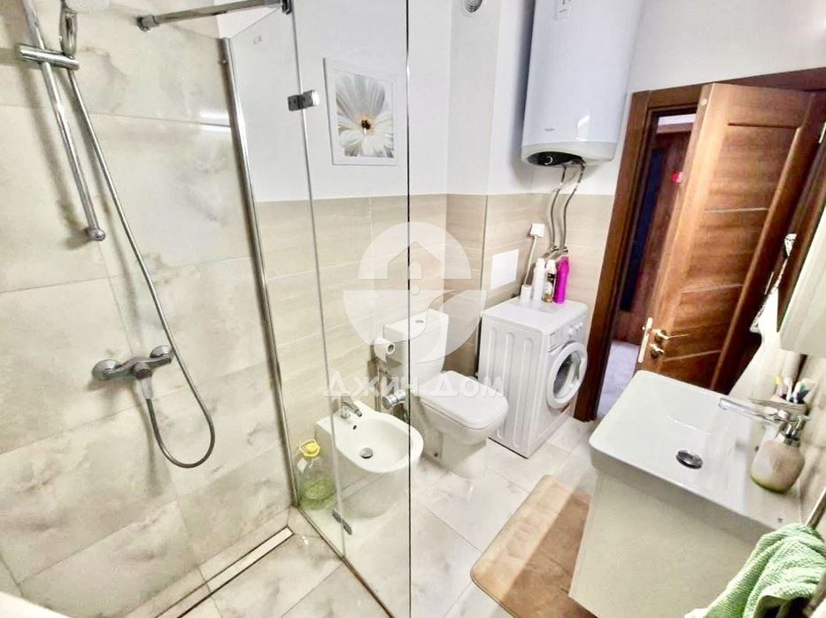 Тристаен апартамент с ГЛЕДКА МОРЕ в Сън Коуст Резорт, гр. Свети Влас