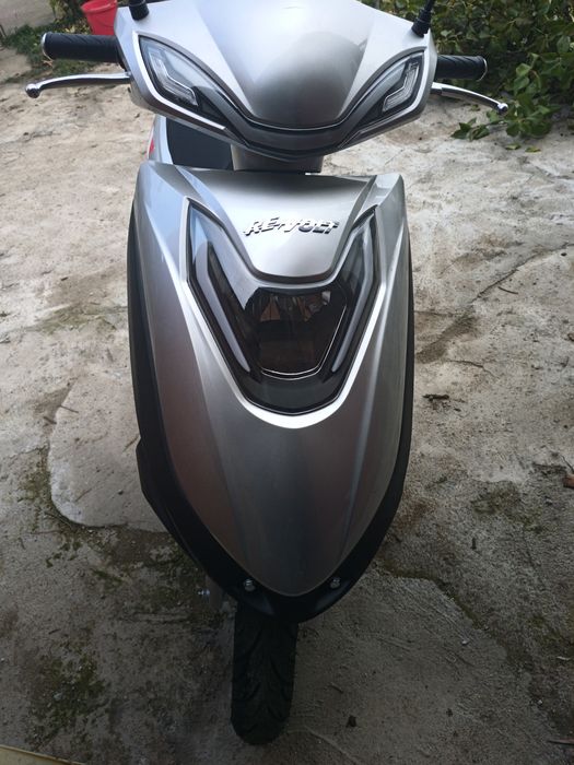 Vand scuter de 125 cc