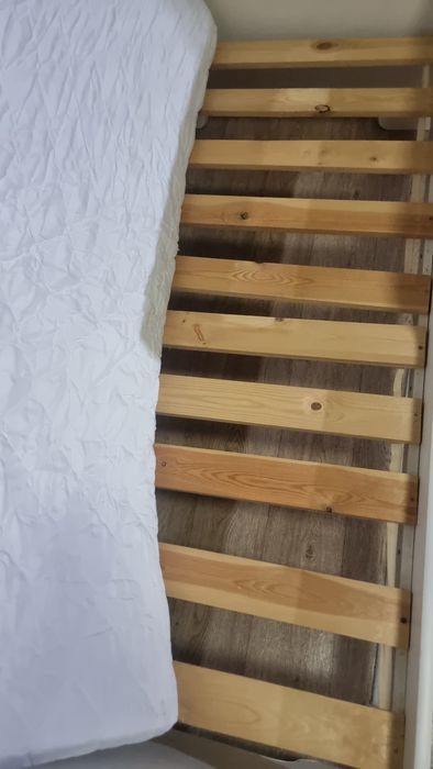 Продам детскую кроватку 160*80