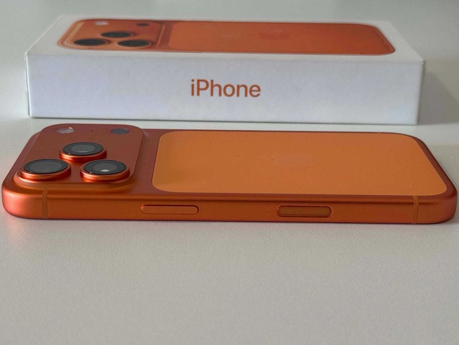 Бартер! Гаранция! Като НОВ! iPhone 17 Pro Cosmic Orange (Oранжев) 78 Цикъла.