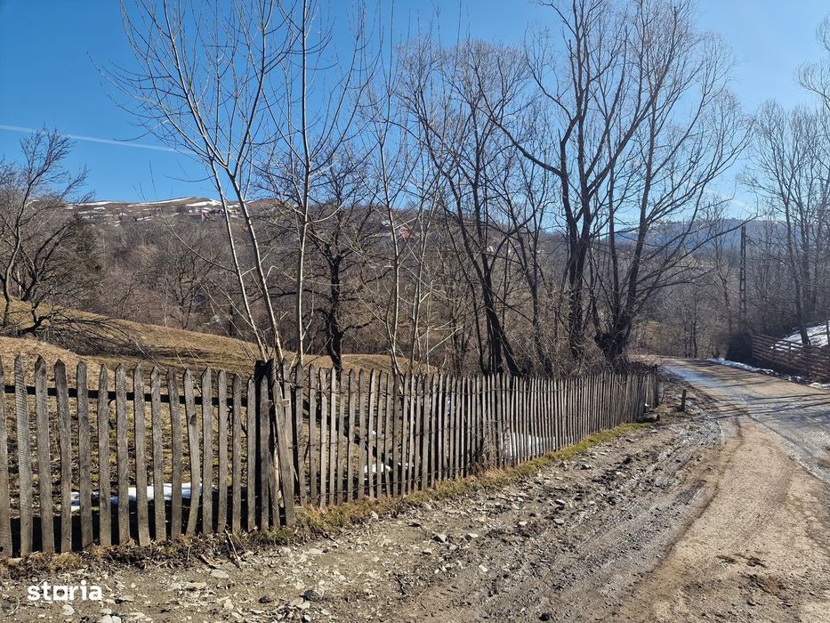 Teren intravilan secaria