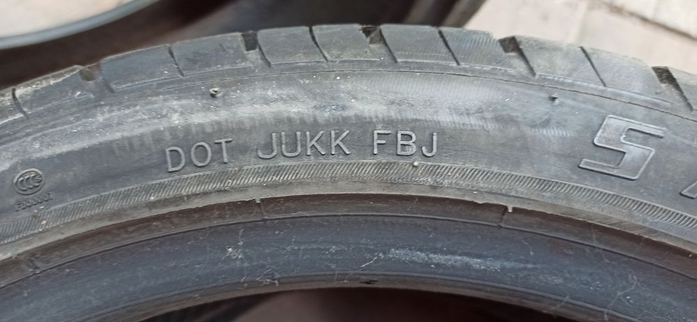 GOODRIDES гуми 2 броя 215/40Z RI7