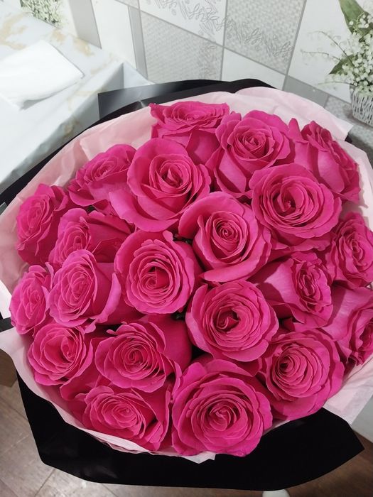 15 роз свежие срочно