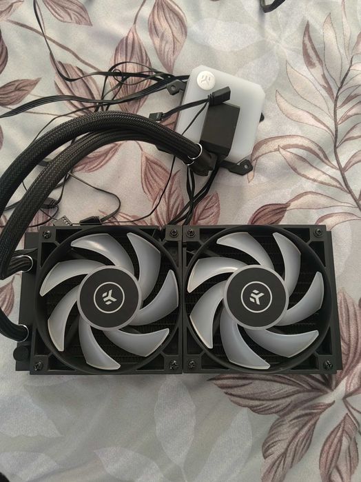 Vând Coller CPU EK Water 240