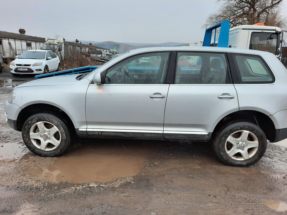 Aripa fata dreapta stanga VW Touareg 7L 2007 cod culoare LA7W