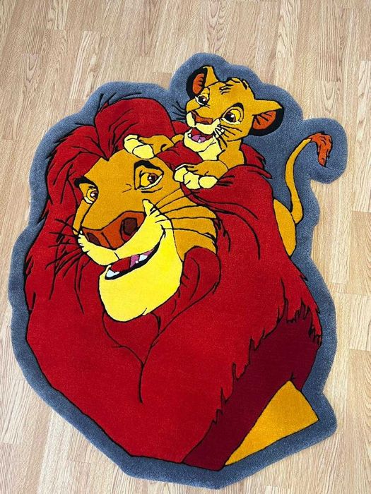 Ковёр ручной работы Король Лев