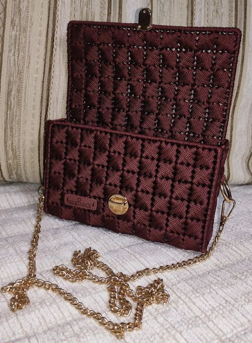 Продается сумочка ручной работы