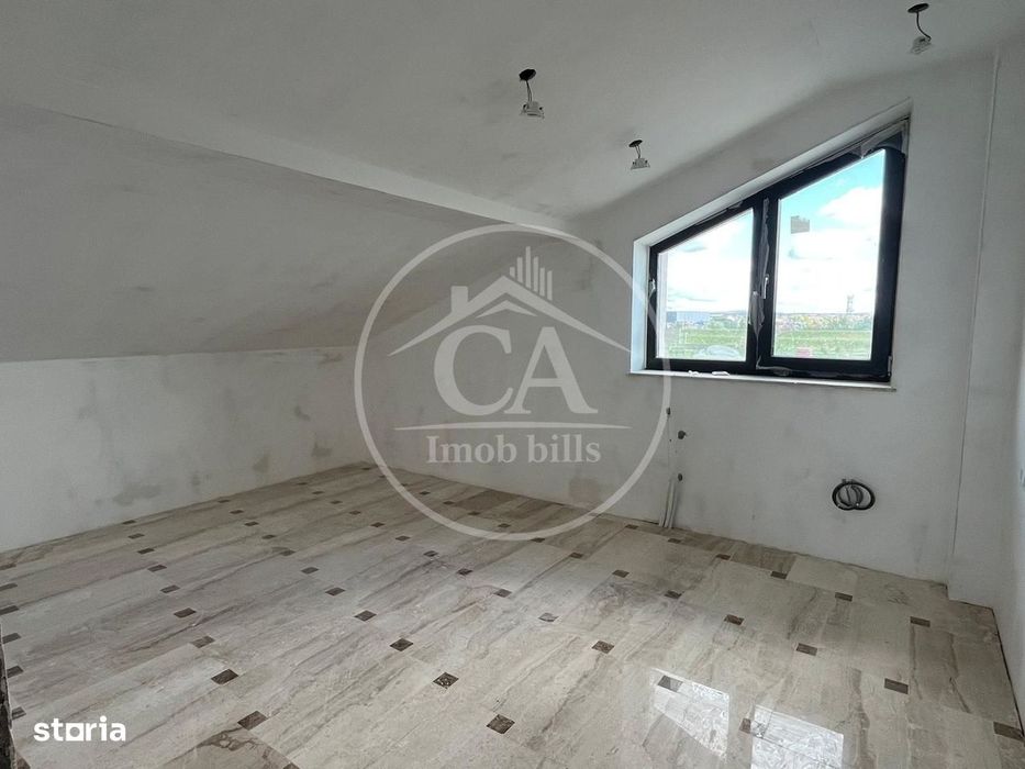 Casă de vânzare P+E+M cu 7 camere in Cartierul Grigorescu, Oradea