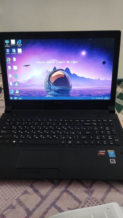 Notebook Lenovo offisniy