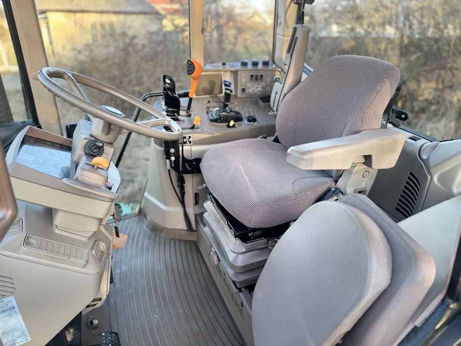 Tractor John Deere 6125 M cu Incarcator frontal profesional Mailleux