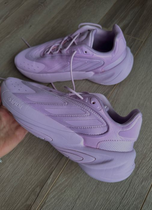 Маратонки Adidas