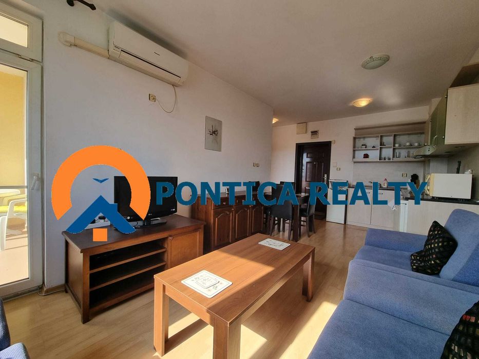 Продава се Двустаен апартамент в Бургас, Лазур - 50 кв.м за 1080 €/кв.м - Снимка #1