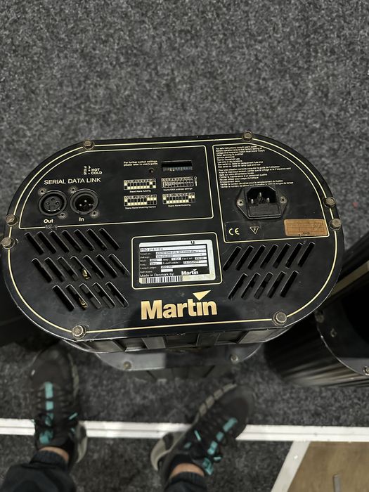 Ефектно осветление DMX скенери Martin Roboscan 218