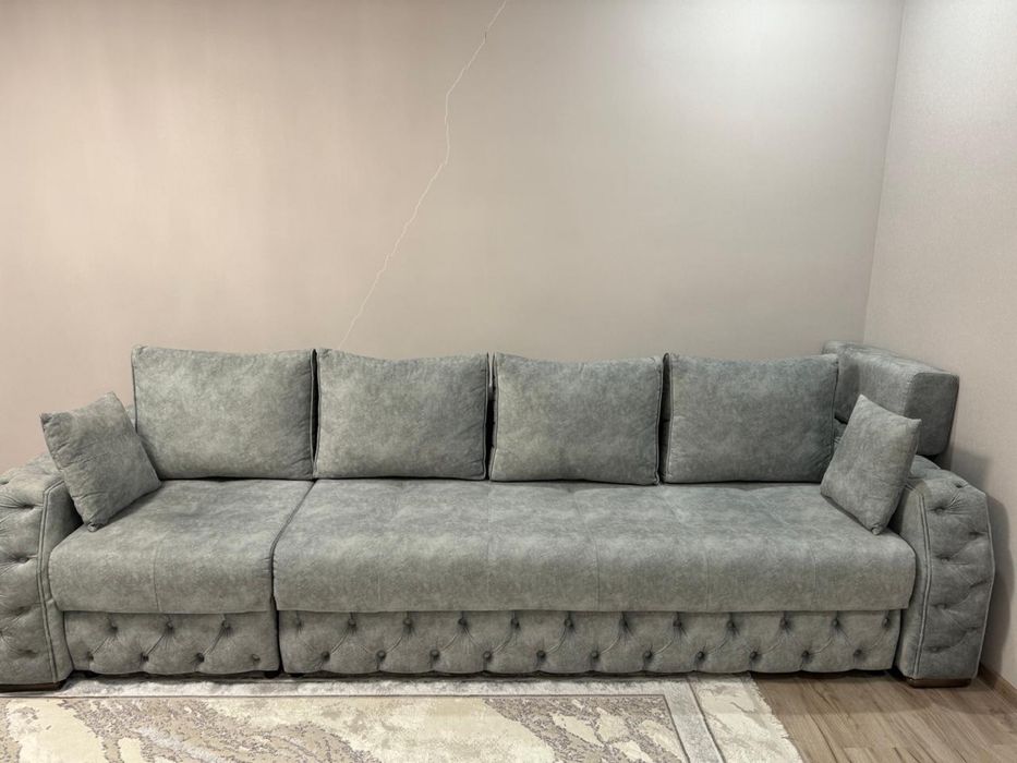 Продам диван в гостинную(в зал)