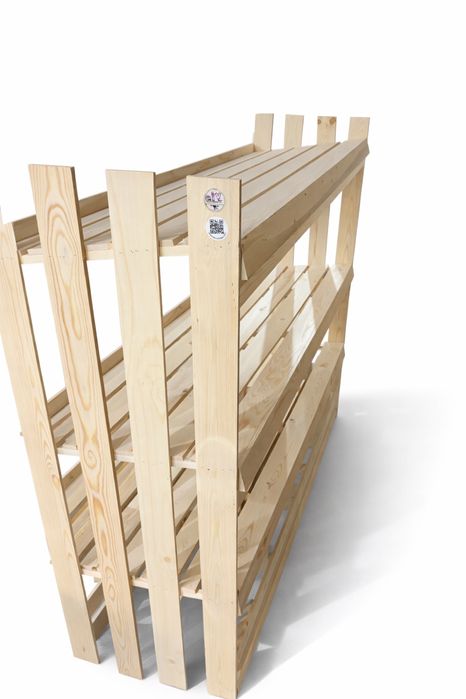 Дървен стелаж за закуски, банички, хляб подходящ за пекарна и магазин