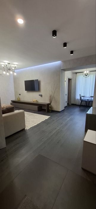 Ц-1 / квартира с хорошим ремонтом с площадью 45кв.м с мебелью