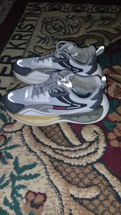 Кроссовки, кроссовки!