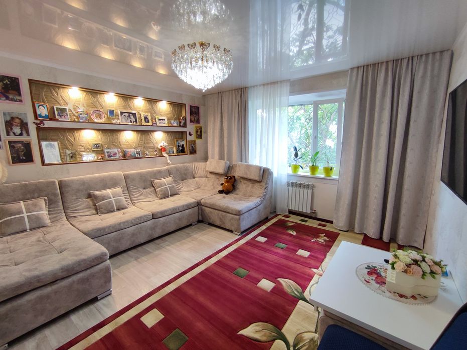 Продается 2-комн (9-43, 1 эт)