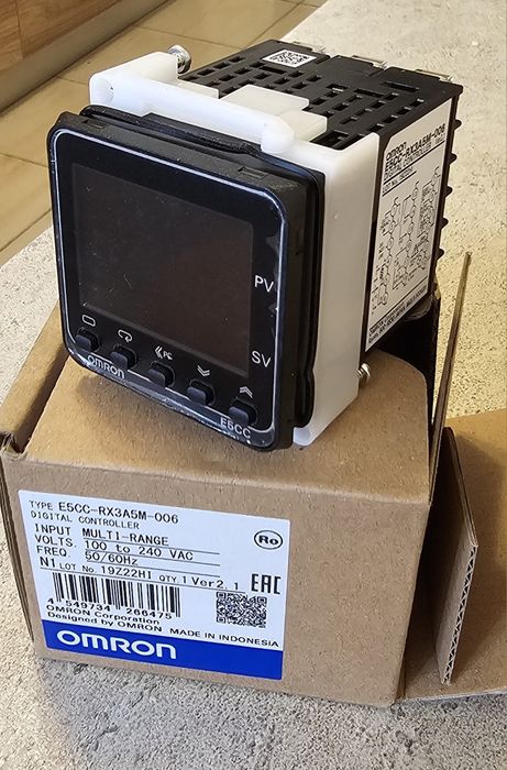 Controler temperatura Omron 5CC-RX3D5M-006