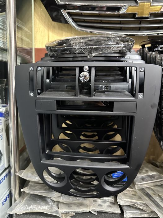 Lasetti gentea ramka