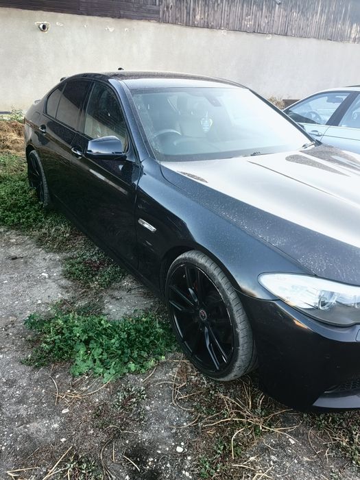 Dezmembrez bmw seria 5 f10  520 530 535 d m550d m5