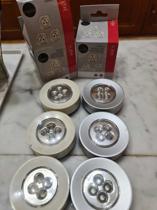 6 bucati lampa aplice becuri led Dakar stare buna