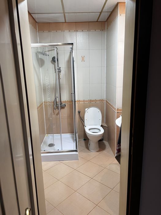 Дава се под наем Тристаен апартамент в Благоевград, Вароша - 92 кв.м за 598.23 € - Снимка #13