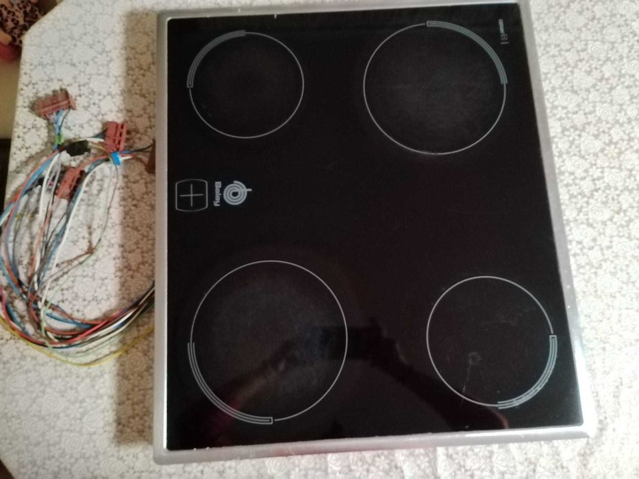 Vând sau schimb cu o oaie bună de ținut plita electrica