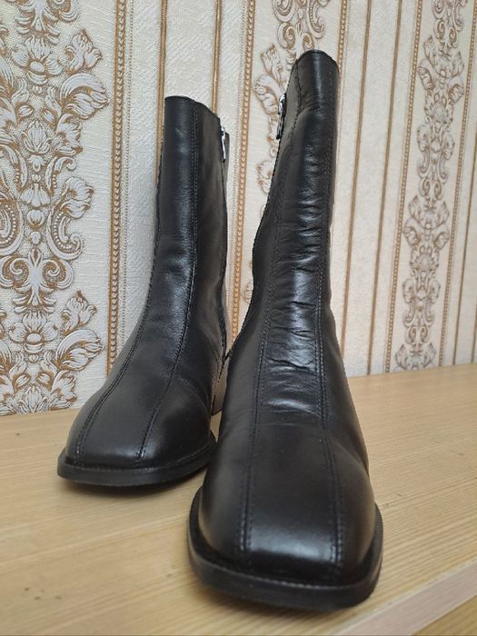 Натуральные кожаные сапоги