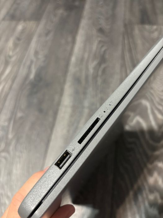 Laptop Lenovo IdeaPad 1 15IGL7 – 15,6” – 4GB RAM – SSD 256GB