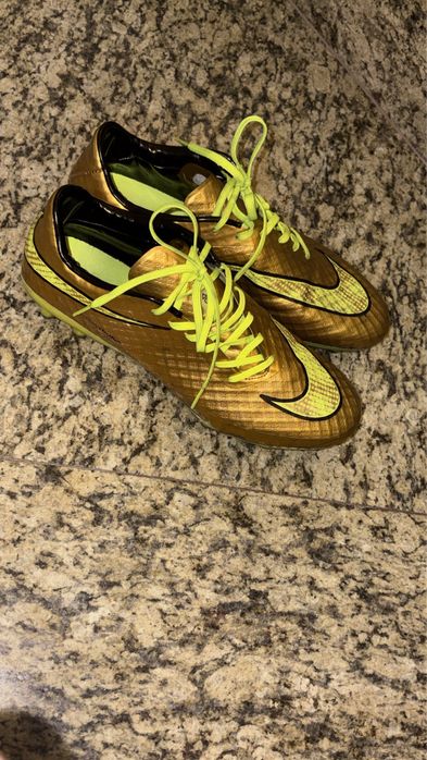 Ghete de fotbal Nike Hypervenom FG Gold