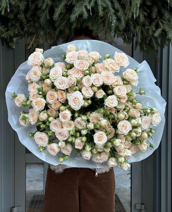 Тюльпаны Пионы Розы